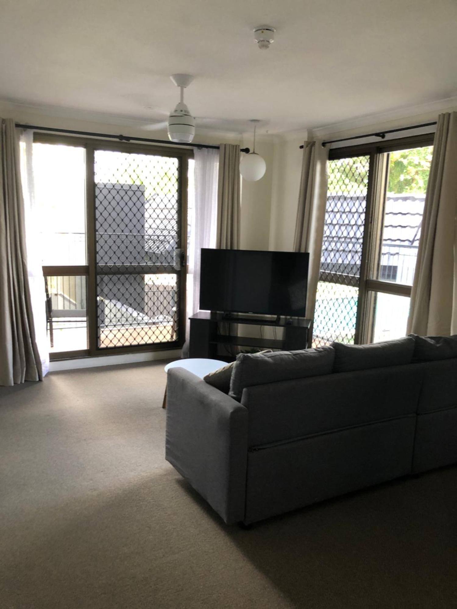 Coral Towers Holiday Suites Cairns Exterior foto
